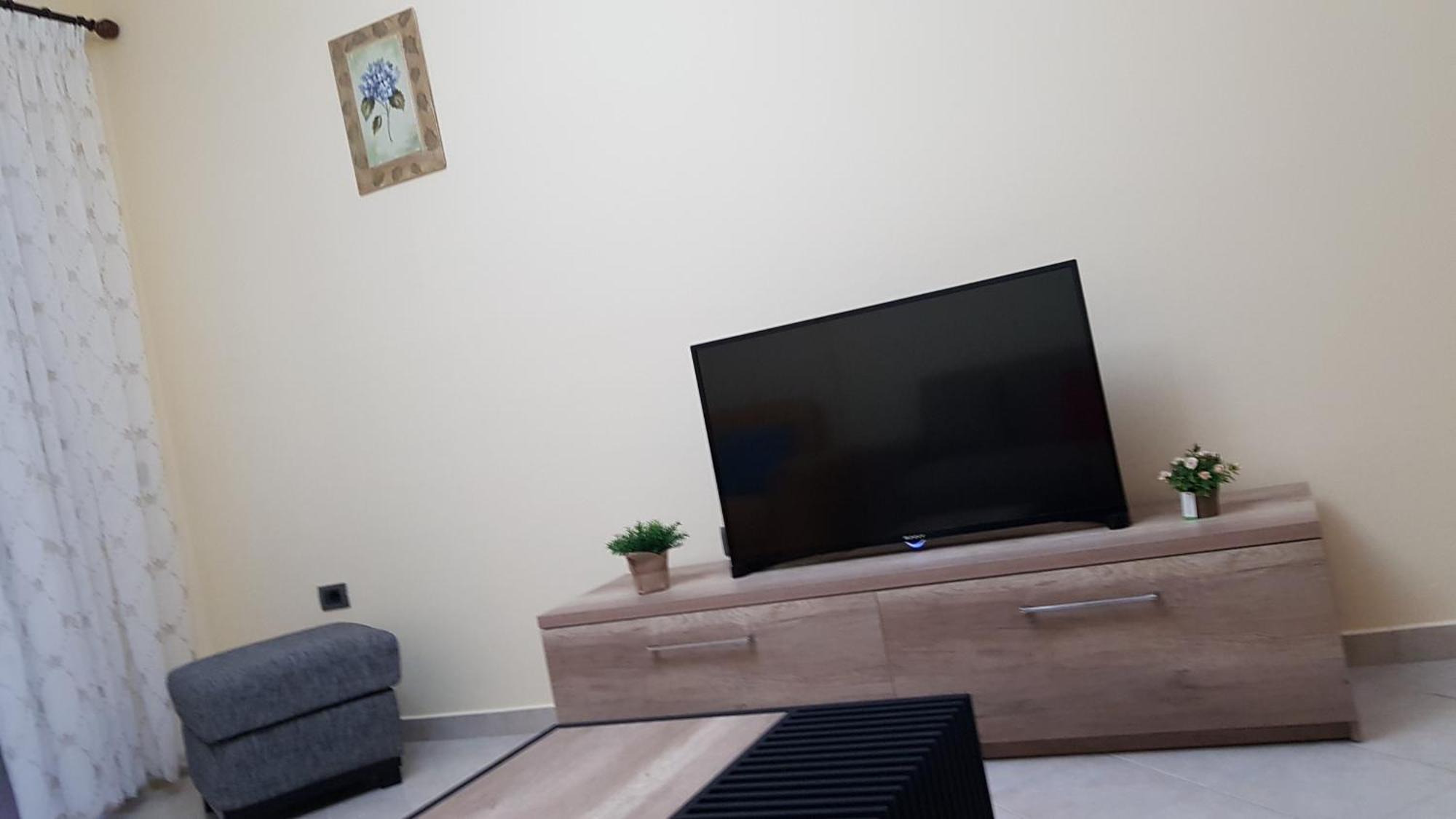 Relax Apartments Golem โกเลม ภายนอก รูปภาพ